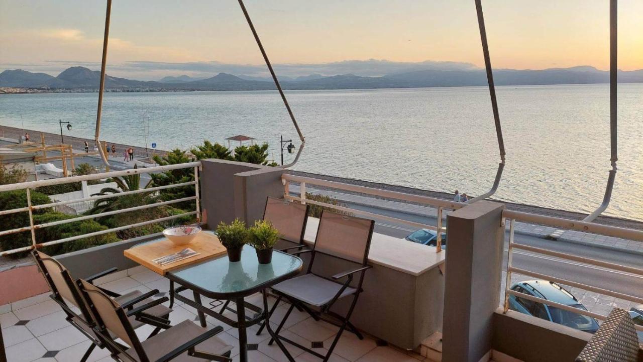 דירות Loutraki Bay מראה חיצוני תמונה